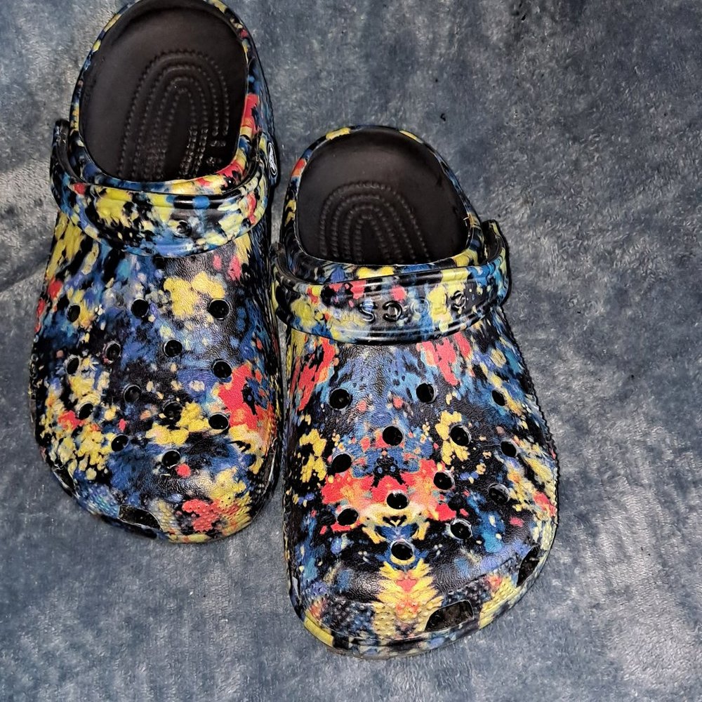 Crocs Unisex-Adult Classic Tie Dye Clogs